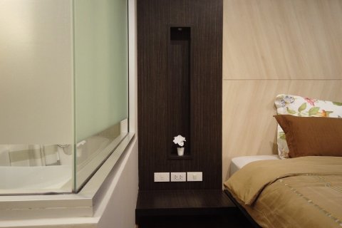 Condominio de 1 dormitorio en Bangkok, Tailandia № 65747 - foto 7