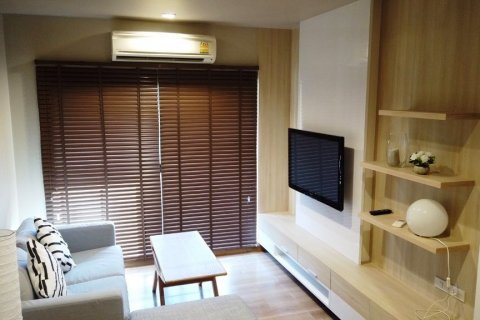 Condominio de 1 dormitorio en Bangkok, Tailandia № 65747 - foto 3