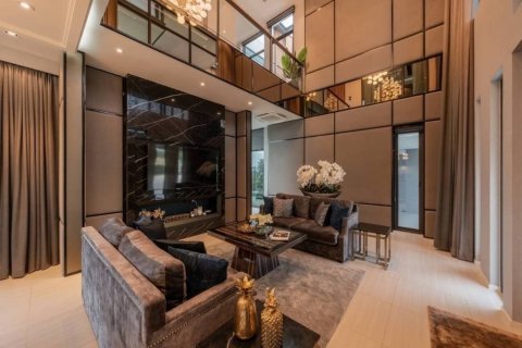Villa in Pattaya, Thailand 4 Schlafzimmer № 133933