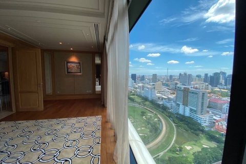 Condominio de 3 dormitorios en Bang Rak, Bangkok, Tailandia № 133931 - foto 5