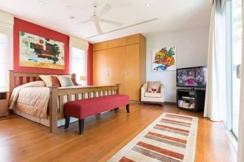 Condominio de 4 dormitorios en Phuket, Tailandia № 133928 - foto 7