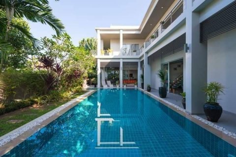 Eigentumswohnung in Phuket, Thailand, 4 Schlafzimmer  № 133928