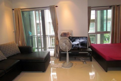 Estudio en el condominio en Jomtien Beach, Pattaya, Tailandia № 204468 - foto 4