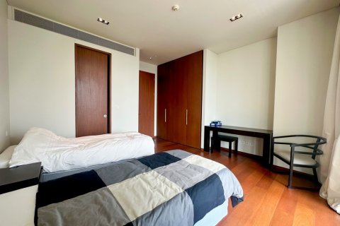 Condominio de 4 dormitorios en Bangkok, Tailandia № 70900 - foto 13