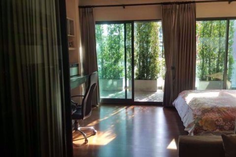Condominio de 1 dormitorio en Khlong Toei, Bangkok, Tailandia № 48105 - foto 5