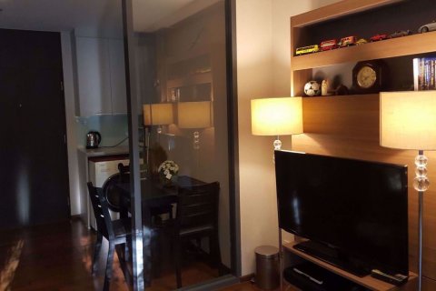 Condominio de 1 dormitorio en Khlong Toei, Bangkok, Tailandia № 48105 - foto 3
