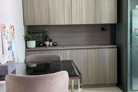 Condominio de 1 dormitorio en Khlong Toei, Bangkok, Tailandia № 48108 - foto 4
