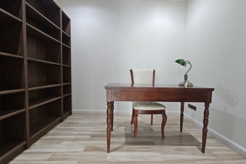 Condominio de 4 dormitorios en Watthana, Bangkok, Tailandia № 201236 - foto 14