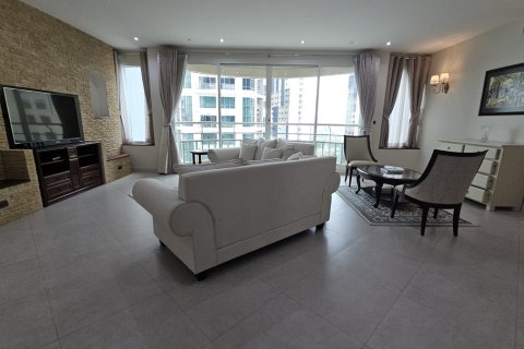 Condominio de 4 dormitorios en Watthana, Bangkok, Tailandia № 201236 - foto 9