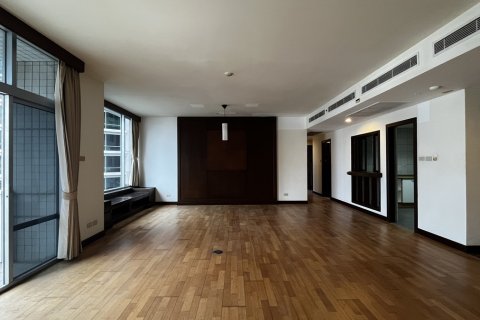 Condominio de 3 dormitorios en Bangkok, Tailandia № 201232 - foto 13
