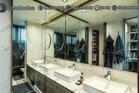Haus in Watthana, Bangkok, Thailand 4 Schlafzimmer № 201235 - Foto 4