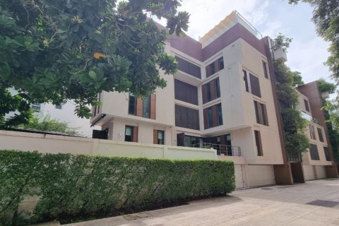 Eigentumswohnung in Sathon, Bangkok, Thailand, 3 Schlafzimmer № 201234 - Foto 4