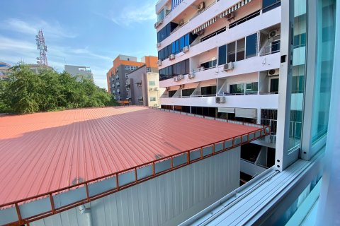 Estudio en el condominio en Pattaya, Tailandia № 205344 - foto 3