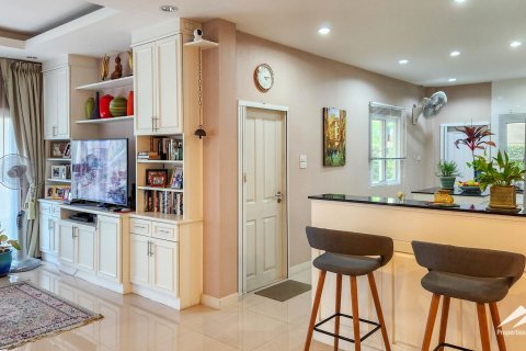 Casa de 5 dormitorios en Chiang Mai, Tailandia № 122796 - foto 20