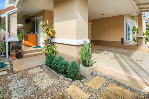 Casa de 5 dormitorios en Chiang Mai, Tailandia № 122796 - foto 30