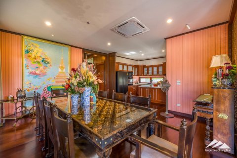 Chalet de 5 dormitorios en Chiang Mai, Tailandia № 122799 - foto 16
