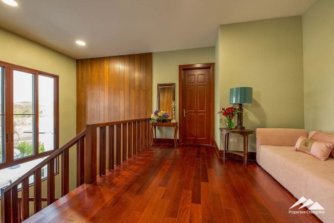 Chalet de 5 dormitorios en Chiang Mai, Tailandia № 122799 - foto 20