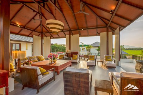 Chalet de 5 dormitorios en Chiang Mai, Tailandia № 122799 - foto 26