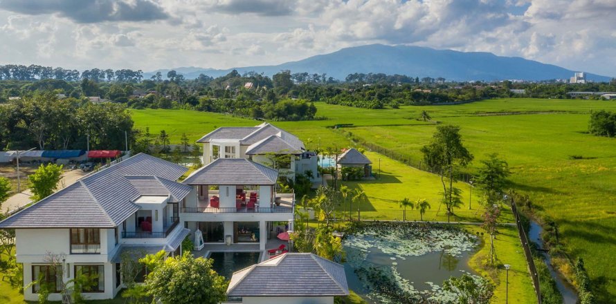 Chalet de 5 dormitorios en Chiang Mai, Tailandia № 122799