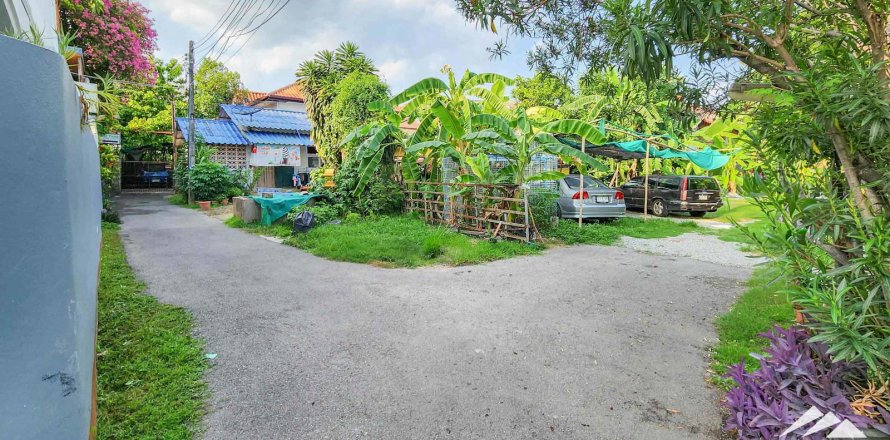 Hôtel à Chiang Mai, Thaïlande 390 m2 № 122802