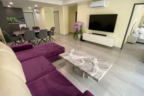 Apartment in Rawai, Thailand 2 bedrooms № 209721