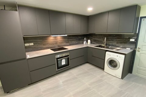 Apartamento de 2 dormitorios en Rawai, Tailandia № 209721 - foto 8