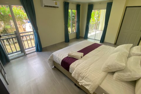 Apartamento de 2 dormitorios en Rawai, Tailandia № 209721 - foto 18