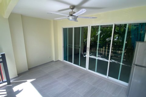 Apartamento de 2 dormitorios en Rawai, Tailandia № 209721 - foto 17