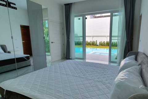 Chalet de 3 dormitorios en Rawai, Tailandia № 209720 - foto 9