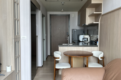 Condominio de 1 dormitorio en Bangkok, Tailandia № 209843 - foto 8