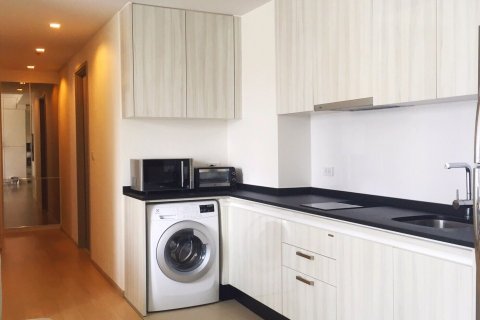 Condominio de 2 dormitorios en Bangkok, Tailandia № 66111 - foto 6