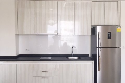 Condominio de 2 dormitorios en Bangkok, Tailandia № 66111 - foto 5