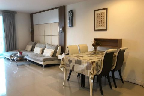 Condominio de 2 dormitorios en Bangkok, Tailandia № 66114 - foto 6