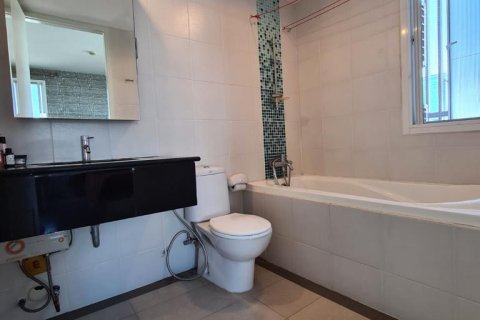 Condominio de 2 dormitorios en Bangkok, Tailandia № 66114 - foto 12