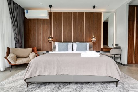 Chalet de 4 dormitorios en Phuket, Tailandia № 151160 - foto 24