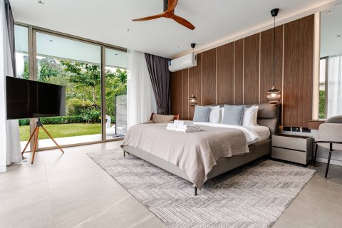 Chalet de 4 dormitorios en Phuket, Tailandia № 151160 - foto 4
