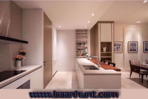 Condominio de 3 dormitorios en Khlong San, Bangkok, Tailandia № 47483 - foto 5