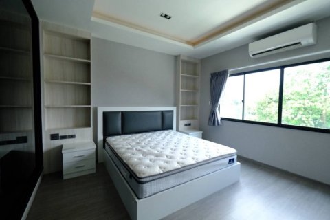 บ้านในลาดพร้าว, กรุงเทพฯ, ประเทศไทย 3 ห้องนอน № 172865 - รูปถ่าย 6