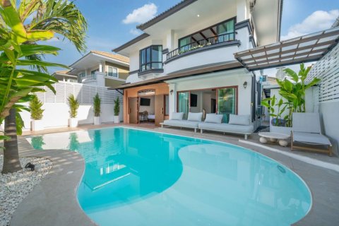 Villa in Phuket, Thailand 6 Schlafzimmer № 172870