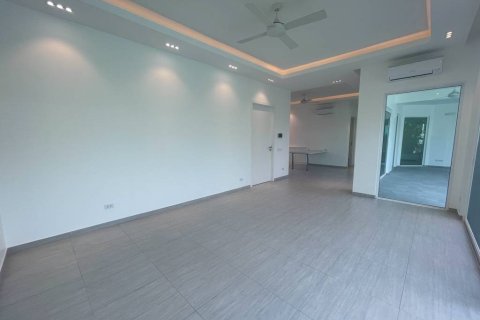 Chalet de 3 dormitorios en Hua Hin, Tailandia № 172868 - foto 6
