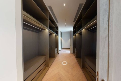 Condominio de 4 dormitorios en Thonburi, Bangkok, Tailandia № 166974 - foto 24