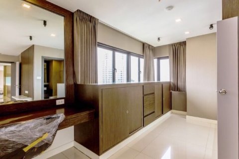 Condominio de 2 dormitorios en Bangkok, Tailandia № 143317 - foto 2