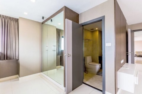 Condominio de 2 dormitorios en Bangkok, Tailandia № 143317 - foto 3