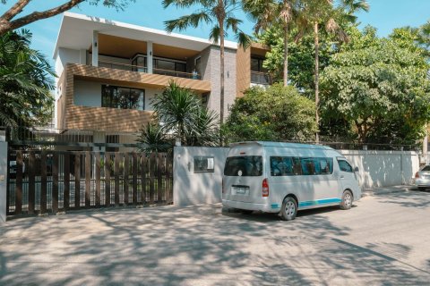 Casa de 4 dormitorios en Chiang Mai, Tailandia № 155373 - foto 4