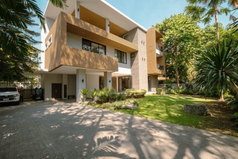 Casa de 4 dormitorios en Chiang Mai, Tailandia № 155373 - foto 3