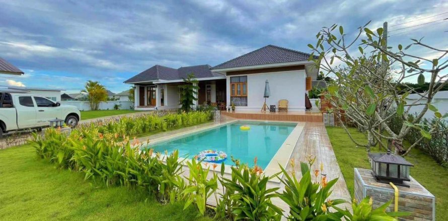 Chalet de 6 dormitorios en Chiang Mai, Tailandia № 155378