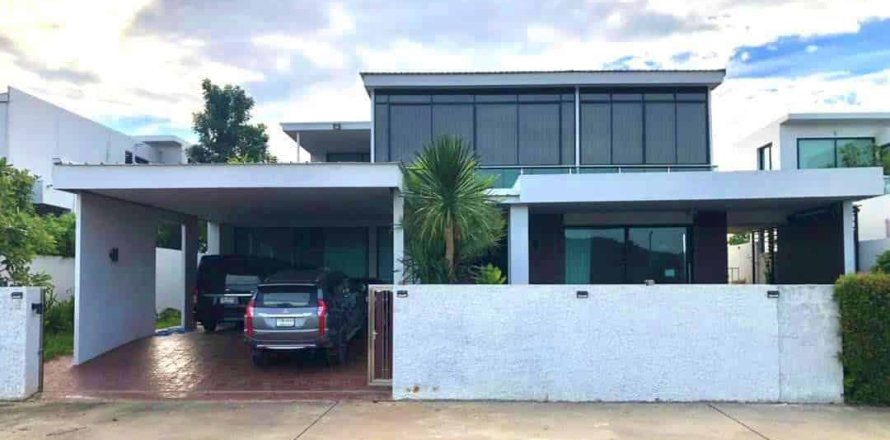 Chalet de 4 dormitorios en Chiang Mai, Tailandia № 155377