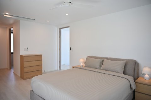 Chalet de 4 dormitorios en Phuket, Tailandia № 151703 - foto 22