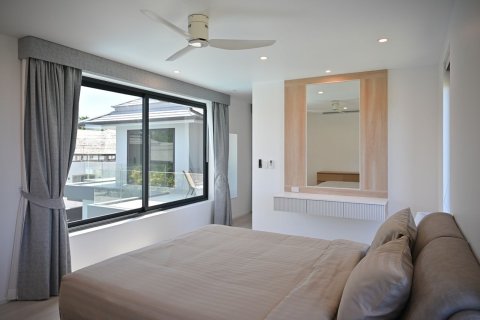 Chalet de 4 dormitorios en Phuket, Tailandia № 151703 - foto 17