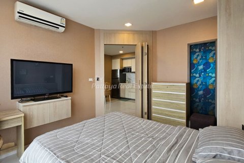 Condominio de 1 dormitorio en Bang Lamung, Tailandia № 205129 - foto 12